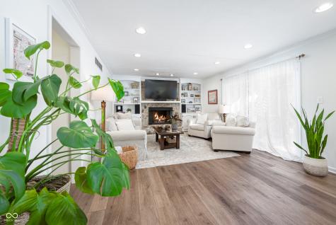 195 Governors Lane Zionsville IN 46077