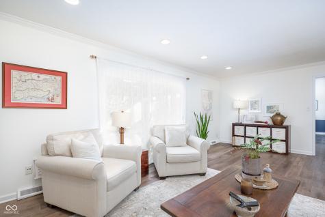 195 Governors Lane Zionsville IN 46077