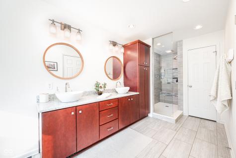 195 Governors Lane Zionsville IN 46077