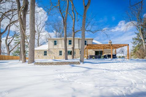 195 Governors Lane Zionsville IN 46077