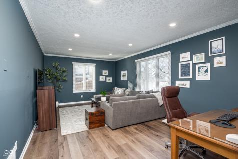 195 Governors Lane Zionsville IN 46077