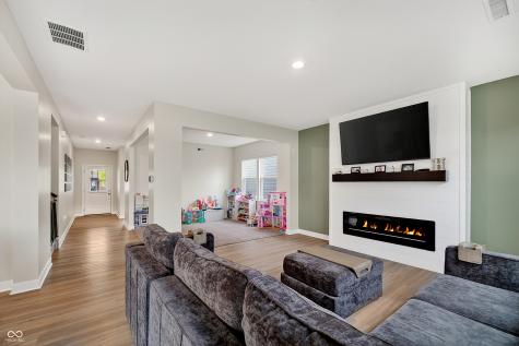2321 S Bingham Place New Palestine IN 46163