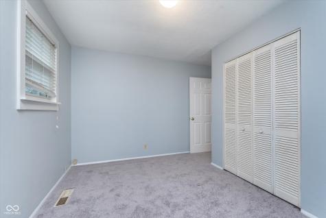 325 S Kenmore Road Indianapolis IN 46219