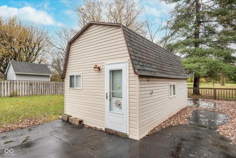 325 S Kenmore Road Indianapolis IN 46219