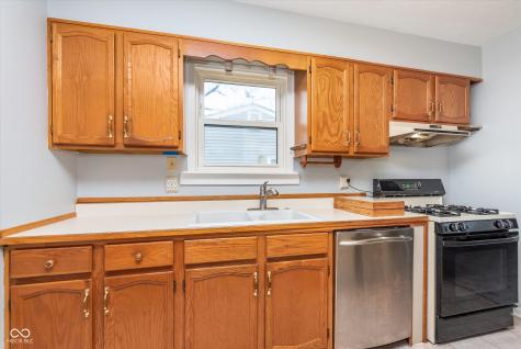 325 S Kenmore Road Indianapolis IN 46219
