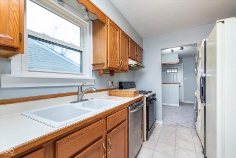 325 S Kenmore Road Indianapolis IN 46219