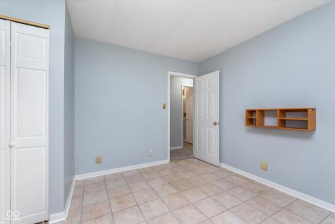 325 S Kenmore Road Indianapolis IN 46219