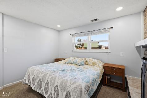 3911 Mistletoe Drive Indianapolis IN 46237