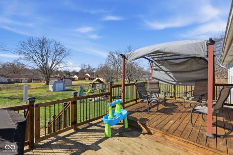 3911 Mistletoe Drive Indianapolis IN 46237