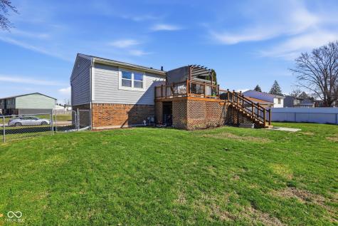 3911 Mistletoe Drive Indianapolis IN 46237