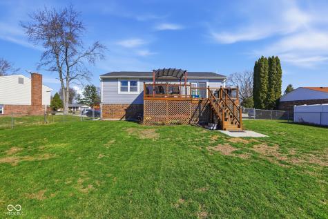 3911 Mistletoe Drive Indianapolis IN 46237