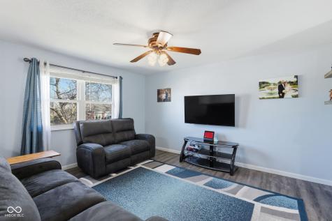 3911 Mistletoe Drive Indianapolis IN 46237