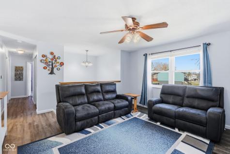 3911 Mistletoe Drive Indianapolis IN 46237