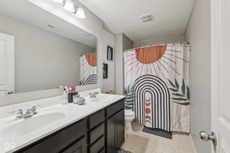 13504 Forest Glade Drive Fishers IN 46037