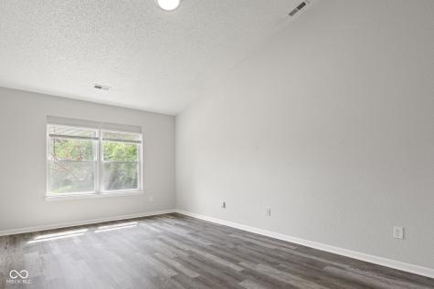 6119 Karst Drive Indianapolis IN 46221