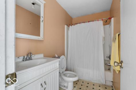 235 N Meridian Street Greenwood IN 46143