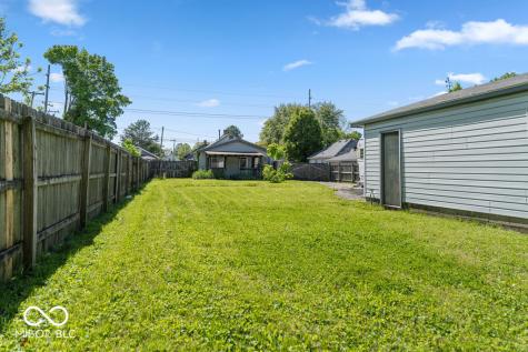 235 N Meridian Street Greenwood IN 46143