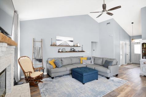 6504 Amherst Way Zionsville IN 46077