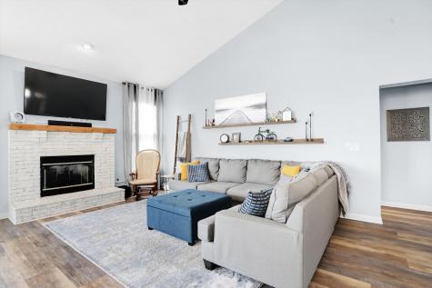 6504 Amherst Way Zionsville IN 46077