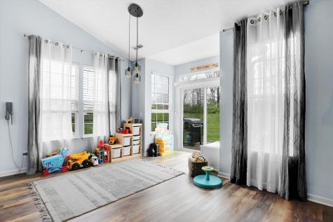 6504 Amherst Way Zionsville IN 46077