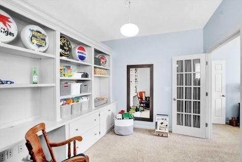 6504 Amherst Way Zionsville IN 46077