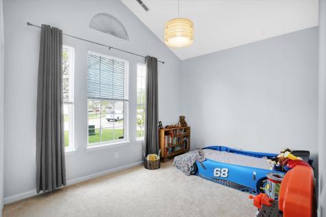 6504 Amherst Way Zionsville IN 46077