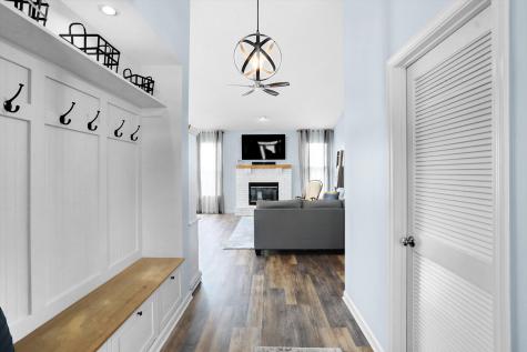 6504 Amherst Way Zionsville IN 46077