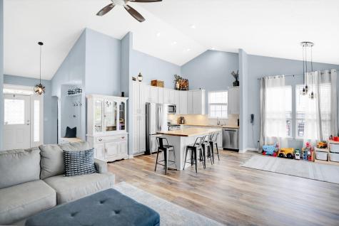 6504 Amherst Way Zionsville IN 46077