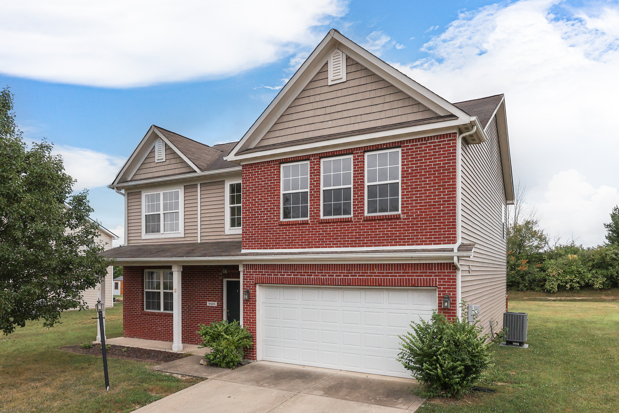 9425 Treyburn Lakes Drive Indianapolis IN 46239