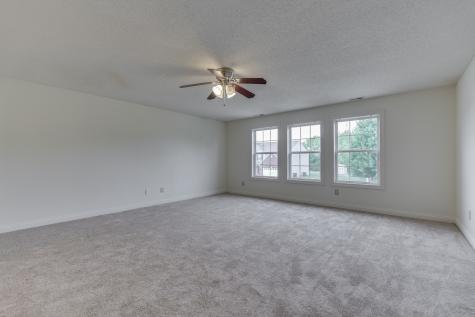 9425 Treyburn Lakes Drive Indianapolis IN 46239