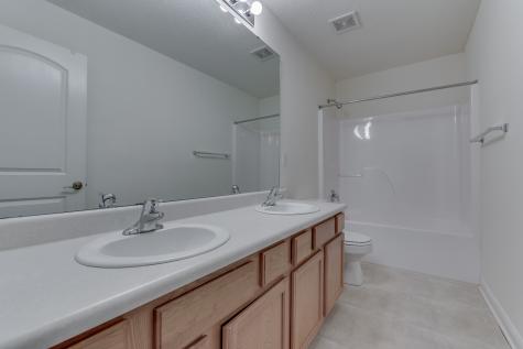 9425 Treyburn Lakes Drive Indianapolis IN 46239