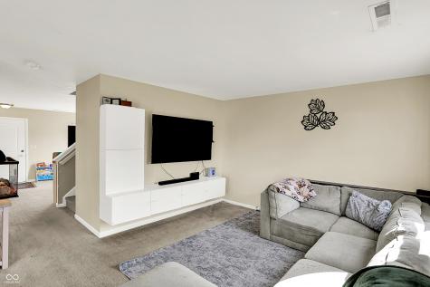 6527 Mccreery Court Indianapolis IN 46221