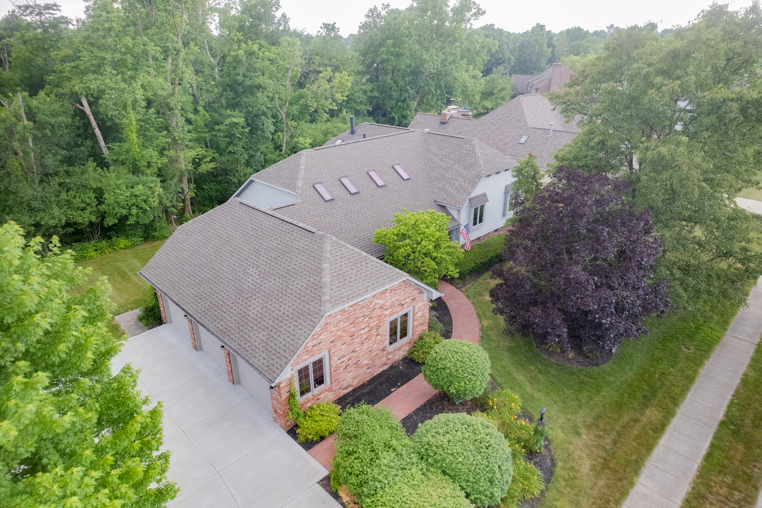 9037 Pinecreek Way Indianapolis IN 46256