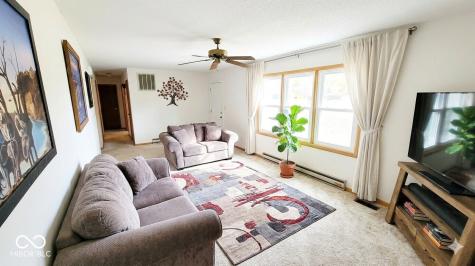1611 E Range Line Road Greencastle IN 46135