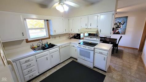 1611 E Range Line Road Greencastle IN 46135