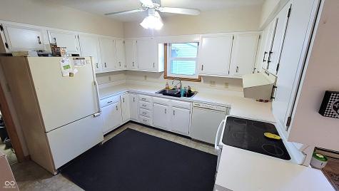1611 E Range Line Road Greencastle IN 46135