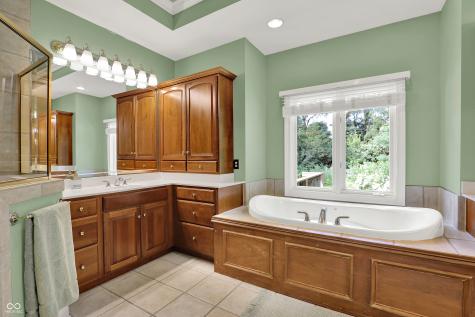 9690 Irishmans Run Lane Zionsville IN 46077