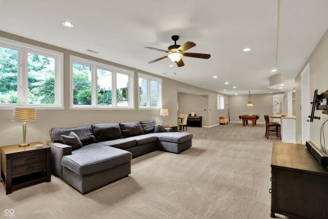 9690 Irishmans Run Lane Zionsville IN 46077