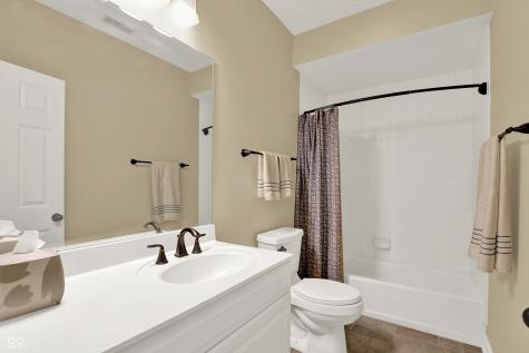 9690 Irishmans Run Lane Zionsville IN 46077