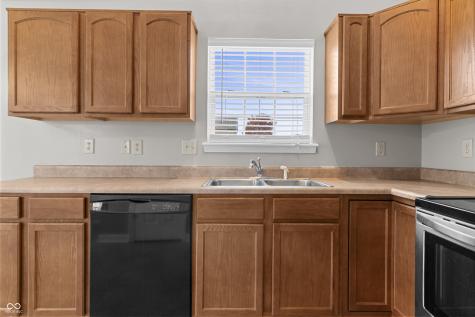 11611 Tucker Court Indianapolis IN 46229