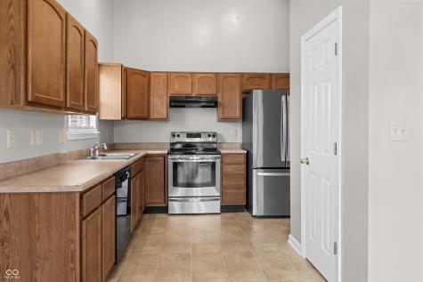 11611 Tucker Court Indianapolis IN 46229