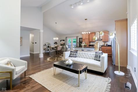 1120 Fox Hill Drive Indianapolis IN 46228