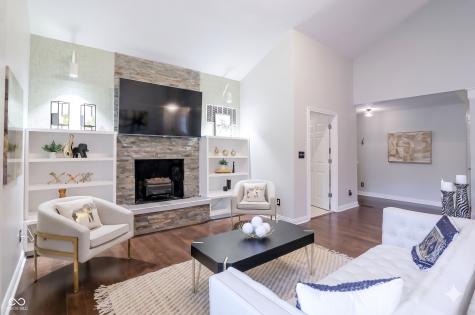 1120 Fox Hill Drive Indianapolis IN 46228