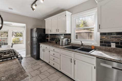 2113 E 65th Street Indianapolis IN 46220