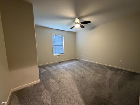 1904 N Oakmont Avenue Greensburg IN 47240