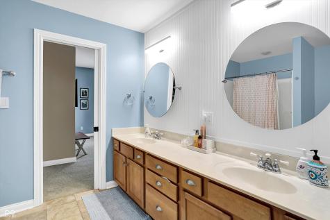 565 Isenhour Hills Drive Zionsville IN 46077
