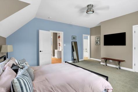 565 Isenhour Hills Drive Zionsville IN 46077