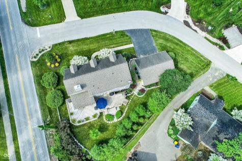 565 Isenhour Hills Drive Zionsville IN 46077