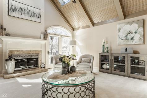 8613 Seaward Lane Indianapolis IN 46256
