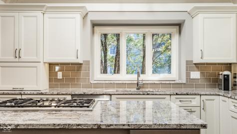 8613 Seaward Lane Indianapolis IN 46256